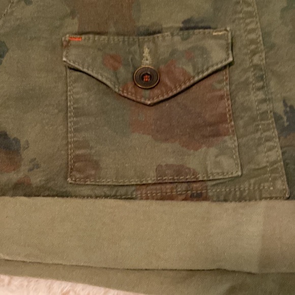 Anthropologie the wanderer Camo shorts Sz 28 - Picture 2 of 6